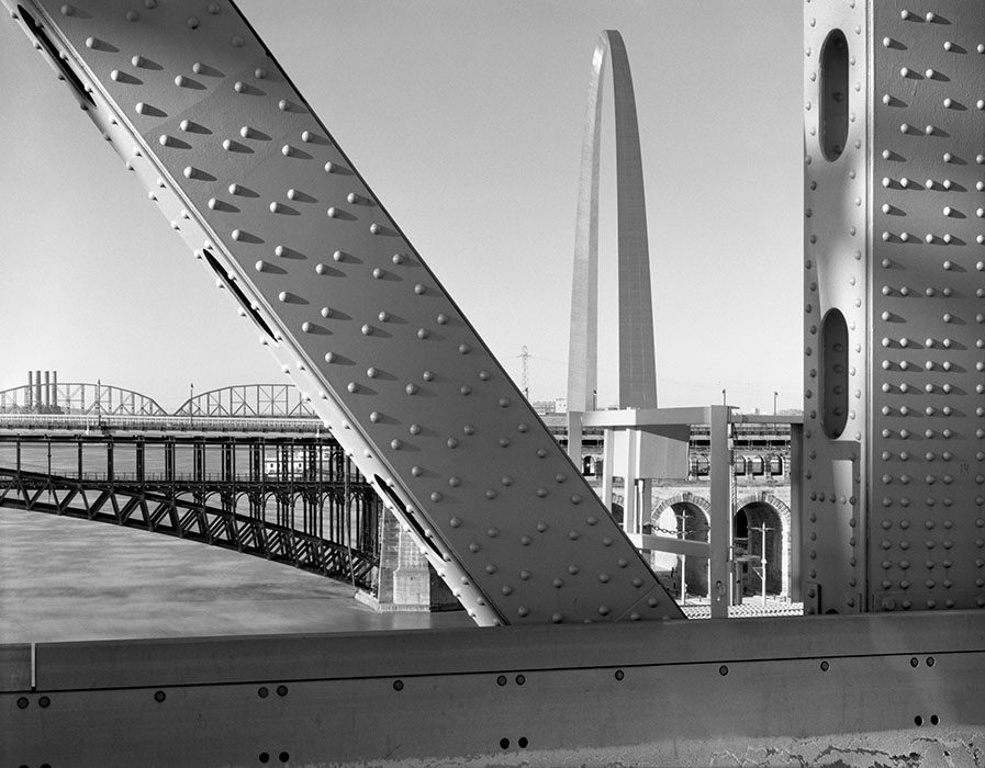 /product//arch-and-eads-bridge-from-the-martin-luther-king-bridge-2019/