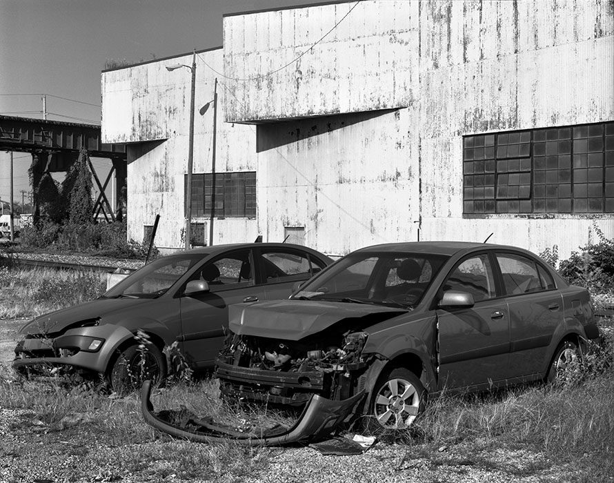 /product//abandoned-cars-north-of-lacledes-landing-2021/